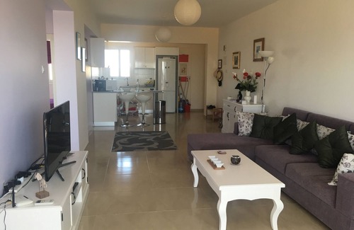 Trikomo Appartement | Appartement de luxe au 8ème étage d'un complexe hôtelier 5 *