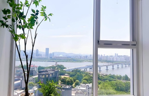 Hapjeong-dong Appartement | Luxury accommodation overlooking the river