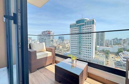 Lope De Vega Appartement | Luxury Amazing Views | Rooftop Pool |Gym @Piantini