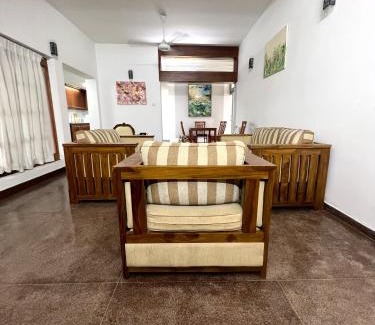 Kurunduwatta Maison | Luxury and Cozy 2BR Home