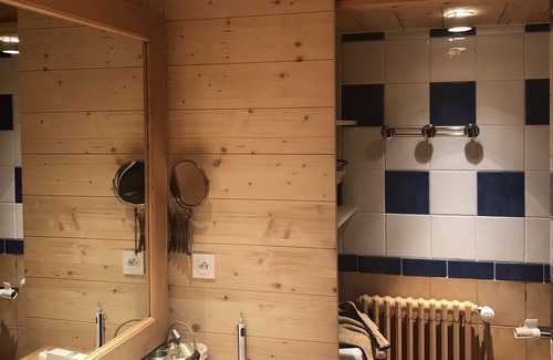 Le Grand-Bornand Appartement | Appartement grand standing avec piscine chauffée, face aux pistes, 8 couchages