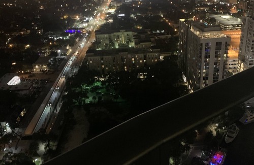 Downtown Fort Lauderdale Appartement | Luxury Apartment in the sky! Beach , restaurants, Bars