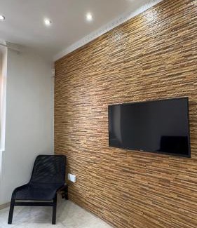 Laken Appartement | Luxury Apartment 2BR & Jacuzzi Near Expo 12 & ING Arena