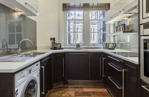 Oud-Zuid Appartement | Luxury Apartment 6 Guests Wifi
