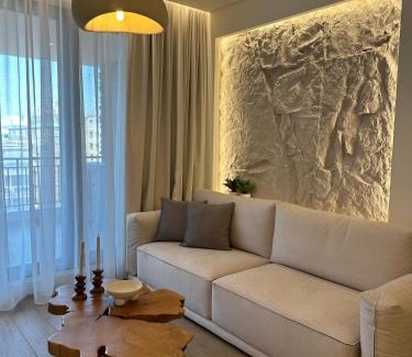 Thessaloniki City Centre Appartement | Luxury apartment 70m2 with 2 bedrooms ,balcony and jacuzzi , Downtown Thessaloniki