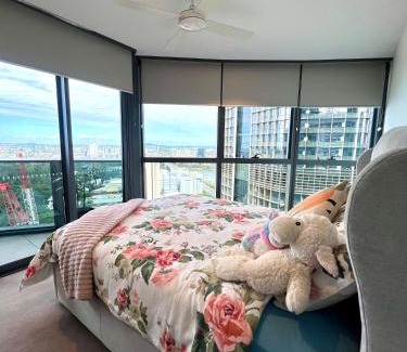 Brisbane Central Business District Maison | Luxury apartment at Queens Wharf Tower