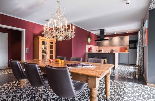 Krakow am See Appartement | Luxury apartment 122 m² directly on the water with boat - Luxus FeWO direkt am See mit Terrasse und Boot