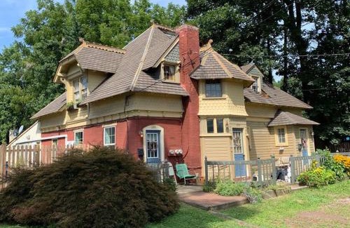 Kennett Square Appartement | Luxury Apartment in Historic Carriage House