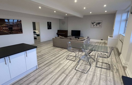 Wandsworth Appartement | Luxury Apartment in Wandsworth on top floor with skyline views!