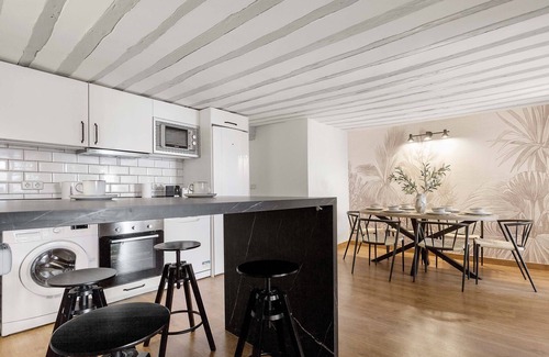Barrio de La Latina Appartement | Luxury apartment near La Latina.Plaza de la Cebada