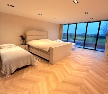 Purmerland Appartement | Luxury Apartment near Amsterdam