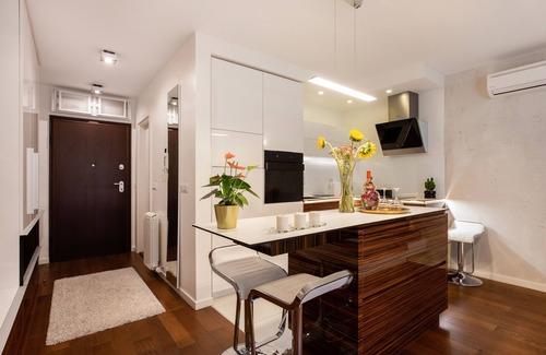 Novi Beograd Appartement | Frais et passionnant près de la rivière