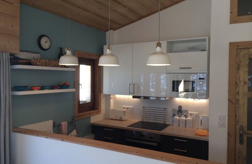 Morzine Appartement | Appartement de luxe pour 6 personnes. 350 m des remontées mécaniques et de la ville. Superbes vues, très bien coté.