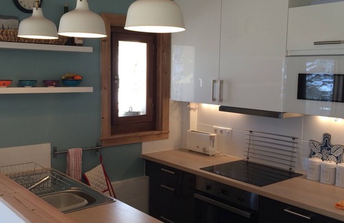 Morzine Appartement | Appartement de luxe pour 6 personnes. 350 m des remontées mécaniques et de la ville. Superbes vues, très bien coté.