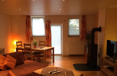 Rhoden Appartement | Appartement avec bain à remous et cheminée, Wi-Fi gratuit - espace bien-être incl.