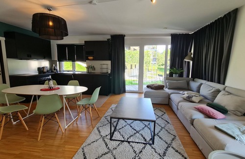 Reichenau Appartement | Luxury Apartment With Stunning Mountain View
