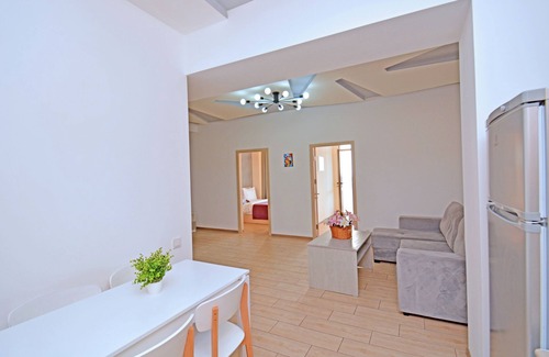 Kentron Appartement | Luxury apartment with led lights
