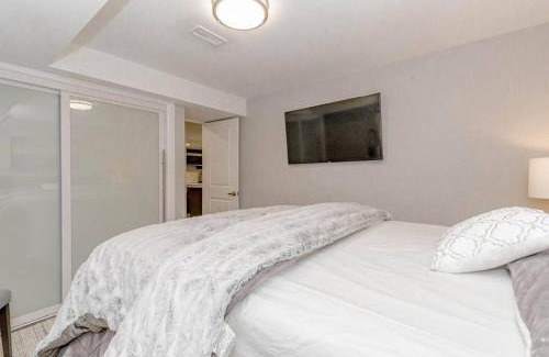 Oakville Appartement | Luxury Basement Apartment in Oakville