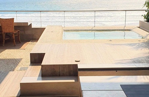 Puente del Mar Appartement | Luxury Beachfront Penthouse With Private Pool