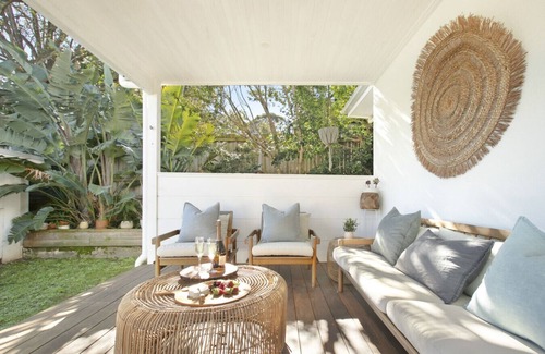 North Manly Maison | Luxury Beach House with Pool Near to Manly Beach