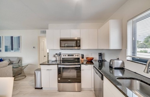 Imperial Point Appartement | Luxury beach resort for 6 ppl with pool
