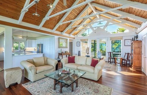 Wainiha Maison | Luxury Beachfront Home in Haena