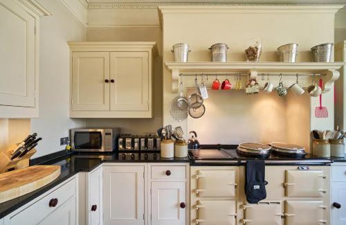 Limpley Stoke Maison | Luxury Big House Berkeley House near Bath