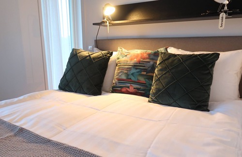 Hallonbergen Appartement | Appartement spacieux jusqu'à 4 personnes By City Living - Umami