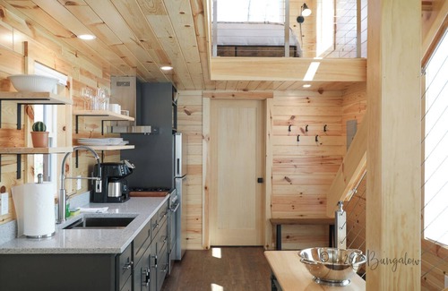 Cavendish Cabine | Luxury Cabin #2 Hot Tub, Kayaks, Paddle Boards, Fire Pit