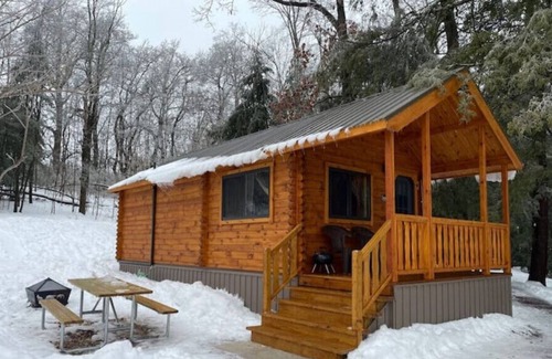 Grier City-Park Crest Cabine | Luxury Cabin at the Historic Lakewood Park - G