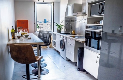 Saint-Victor Appartement | Luxe calme et volupté avec vue panoramique sur le Vieux Port