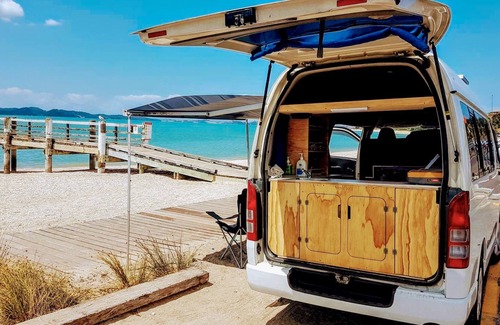 Tauranga Maison | 🌞LUXURY CAMPERVAN RENTAL: ESCAPE DAMP TENTS AND HASSLE FOREVER! SLEEPS 2.