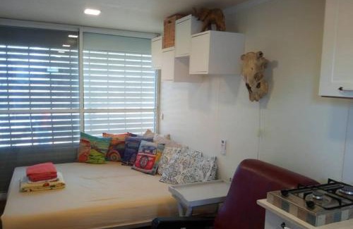 Bruchim Qela' Alon Maison | Luxury caravan truck in the Golan Heights
