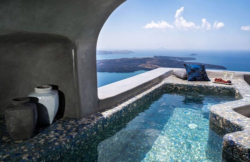 Imerovigli Villa | Cave Villa de luxe, vue sur la caldera, bassin profond chauffé