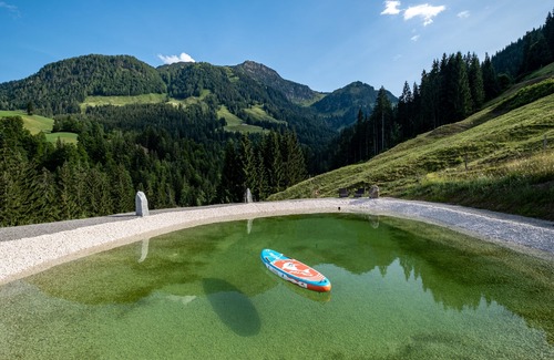 Sankt Johann in Tirol Chalet De Ski | Chalet de luxe avec étang de baignade et sauna