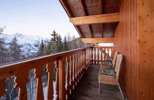 Vallandry Maison | Luxury chalet (14p) 6 bedrooms, 3 bathrooms & sauna. In the centre of Vallandry, with a beautiful view