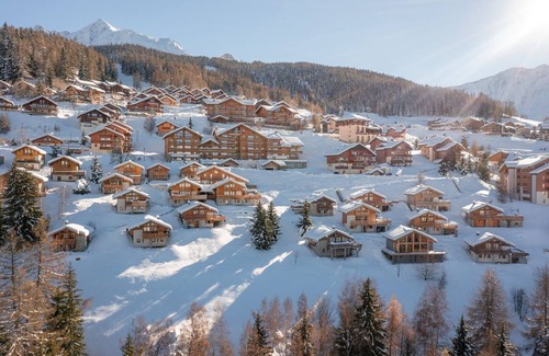 Vallandry Maison | Luxury chalet (14p) 6 bedrooms, 3 bathrooms & sauna. In the centre of Vallandry, with a beautiful view