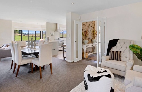 Windwhistle Chalet De Ski | Luxury Chalet at Terrace Downs - Yuki's Chalet