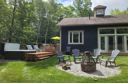Austin Chalet De Ski | Chalet de Luxe Austin: Spa, Lac, & Vue & Montagne