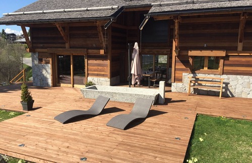Les Carroz-d'Araches Chalet De Ski | Chalet de luxe - Ski In Ski Out - Très proche du centre du village