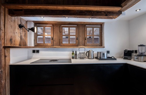 Courchevel Chalet De Ski | Luxury Chalet in Courchevel with Pool, Hammam and Sauna