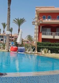 Marsa Matruh Chalet De Ski | Luxury chalet in Porto Matrouh Beach resort