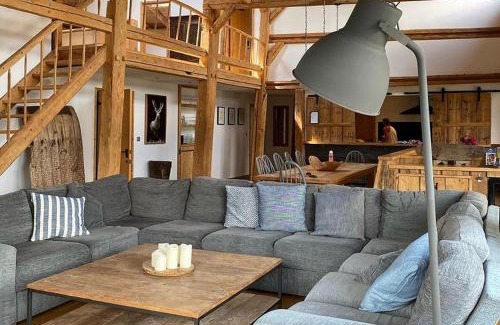La Cote-d'Arbroz Chalet De Ski | Luxury Chalet, stunning views with hot tub & sauna