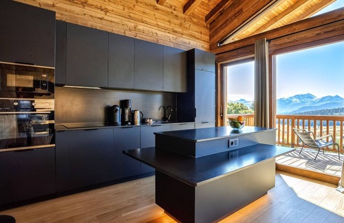 Les Saisies Chalet De Ski | Chalet luxueux avec jacuzzi, 7 pièces, proche pistes, pour 15 pers.
