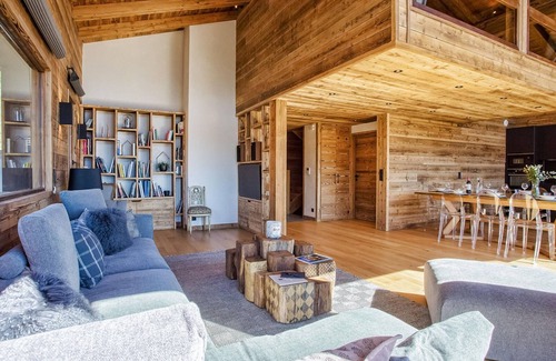 Les Saisies Chalet De Ski | Chalet luxueux avec jacuzzi, 7 pièces, proche pistes, pour 15 pers.