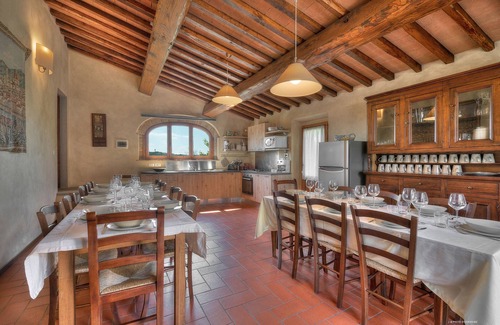 Montespertoli Villa | Chianti Villa avec Air Conditionné/Piscine/Wi-Fi pour 22 ou +/- personnes