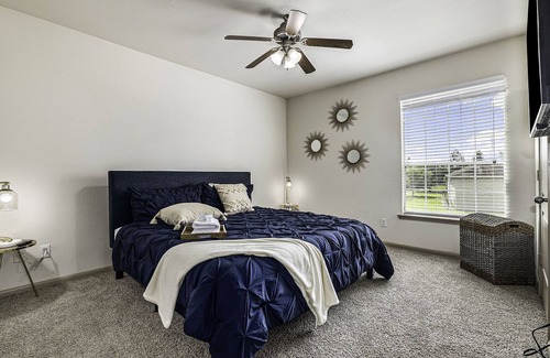 Webster Appartement | Luxury Condo 2BD/2BA, Pool, Gym, Near Attractions!