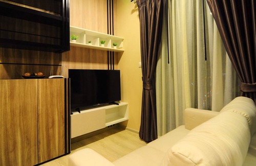 Rama 9 Copropriété | condo de luxe avec piscine, à 5 min WiFi MRT gratuit