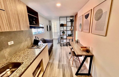 La Gran Via Appartement | Luxury-confortable studio. Best location. 2 minutes to the famous 93 park.