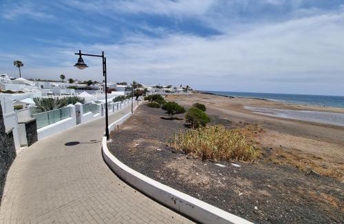 Playa Honda Appartement | Luxury Coral Beach first line of the sea